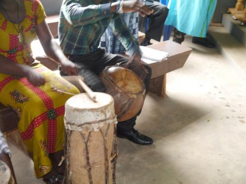 16Choir-drummers-6