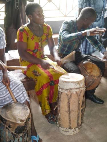 16Choir-drummers-8