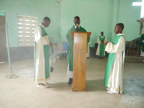 18Gospel-reading-2